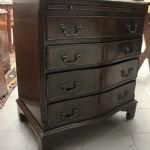 950 2583 CHEST OF DRAWERS